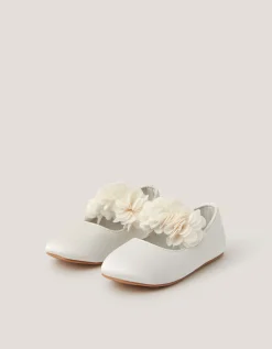 Baby Flower Pom Pom Walker Shoes Ivory