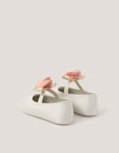 Baby Rosette Booties Ivory