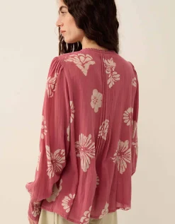 East Kris Hand Batik Blouse Pink