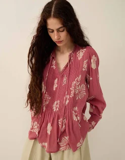 East Krista Hand-Batik Floral Top Pink