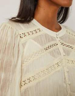 Edith Floaty Lace Top Ivory