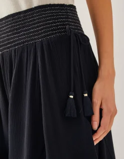 Heidi Metallic Shirred Shorts Black
