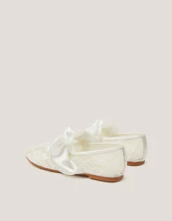 Lace Bow Ballet Flats Ivory