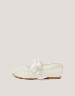 Lace Bow Ballet Flats Ivory