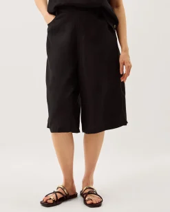 Lulu Linen Bermuda Shorts Black