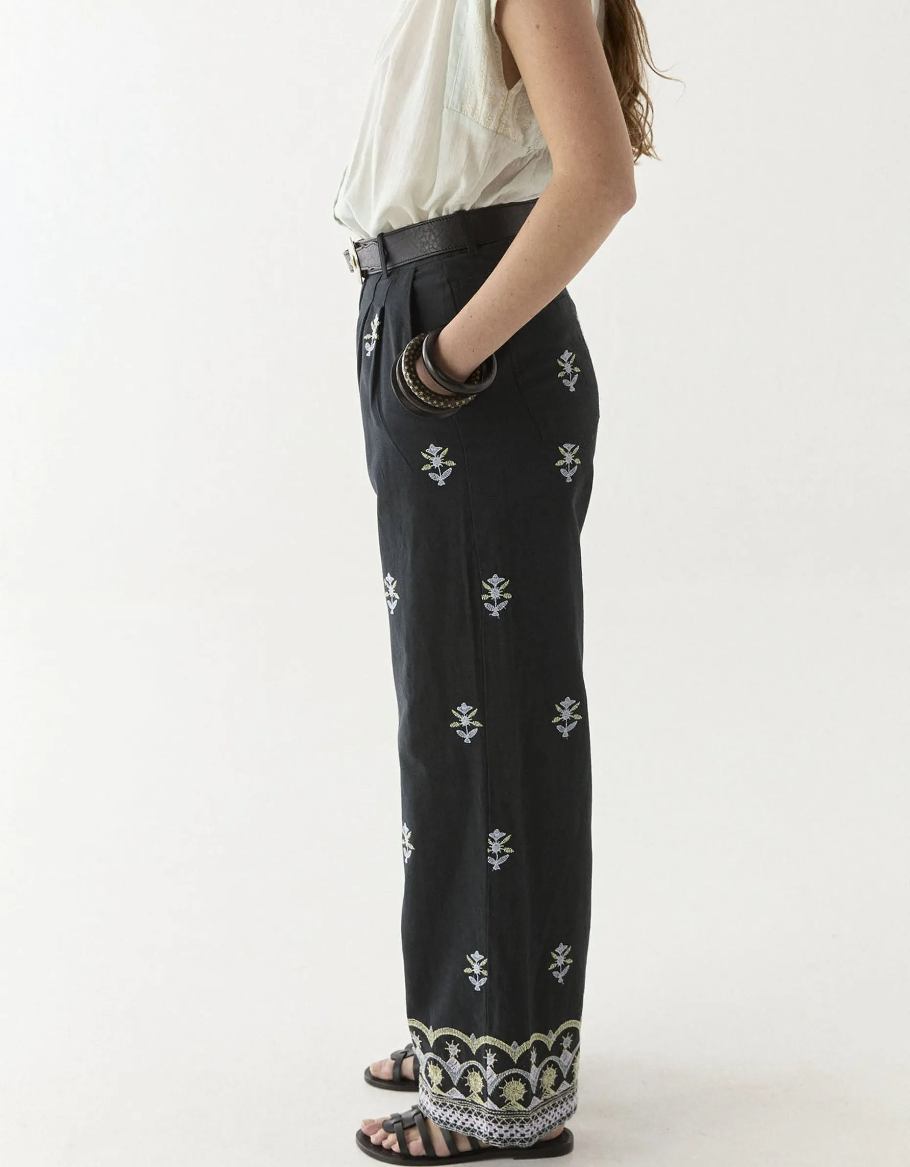 Maison Hotel Lolo Floral Straight-Leg Trousers Black