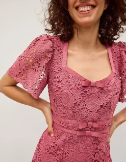Regina Short Sleeve Lace Midi Dress Pink