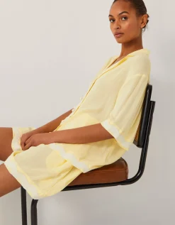 Sienna Ricrac Crinkle Shorts Yellow