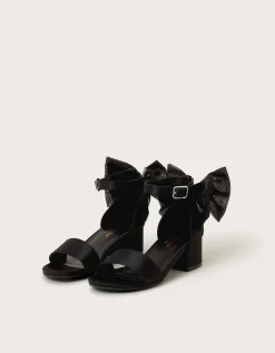 Two-Part Bow Heels Black